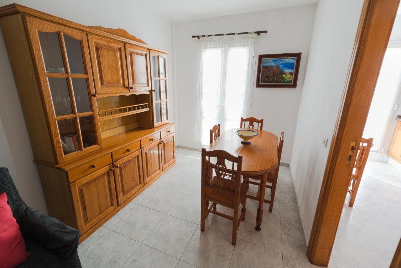 Apartamentos Leomar II Los Llanos De Aridane Ngoại thất bức ảnh