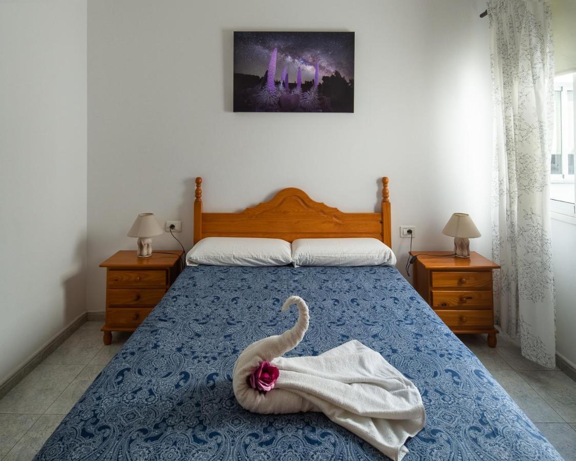 Apartamentos Leomar II Los Llanos De Aridane Ngoại thất bức ảnh
