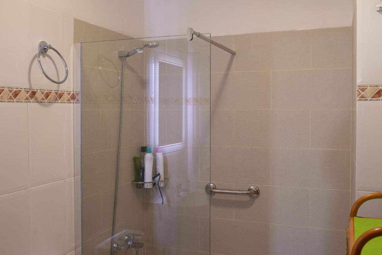 Apartamentos Leomar II Los Llanos De Aridane Ngoại thất bức ảnh